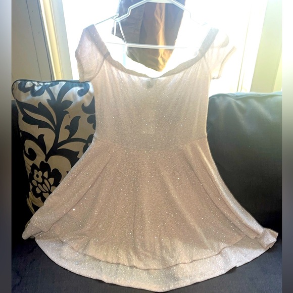 Dress - Picture 1 of 3